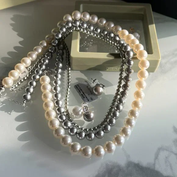 Freshwater pearl necklace - Picture 4 of 4